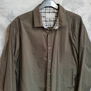 Lomg sleeve button down